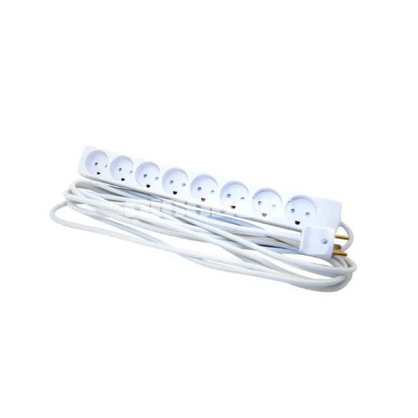 8-Stikdse M/J med 5 meter ledning hvid